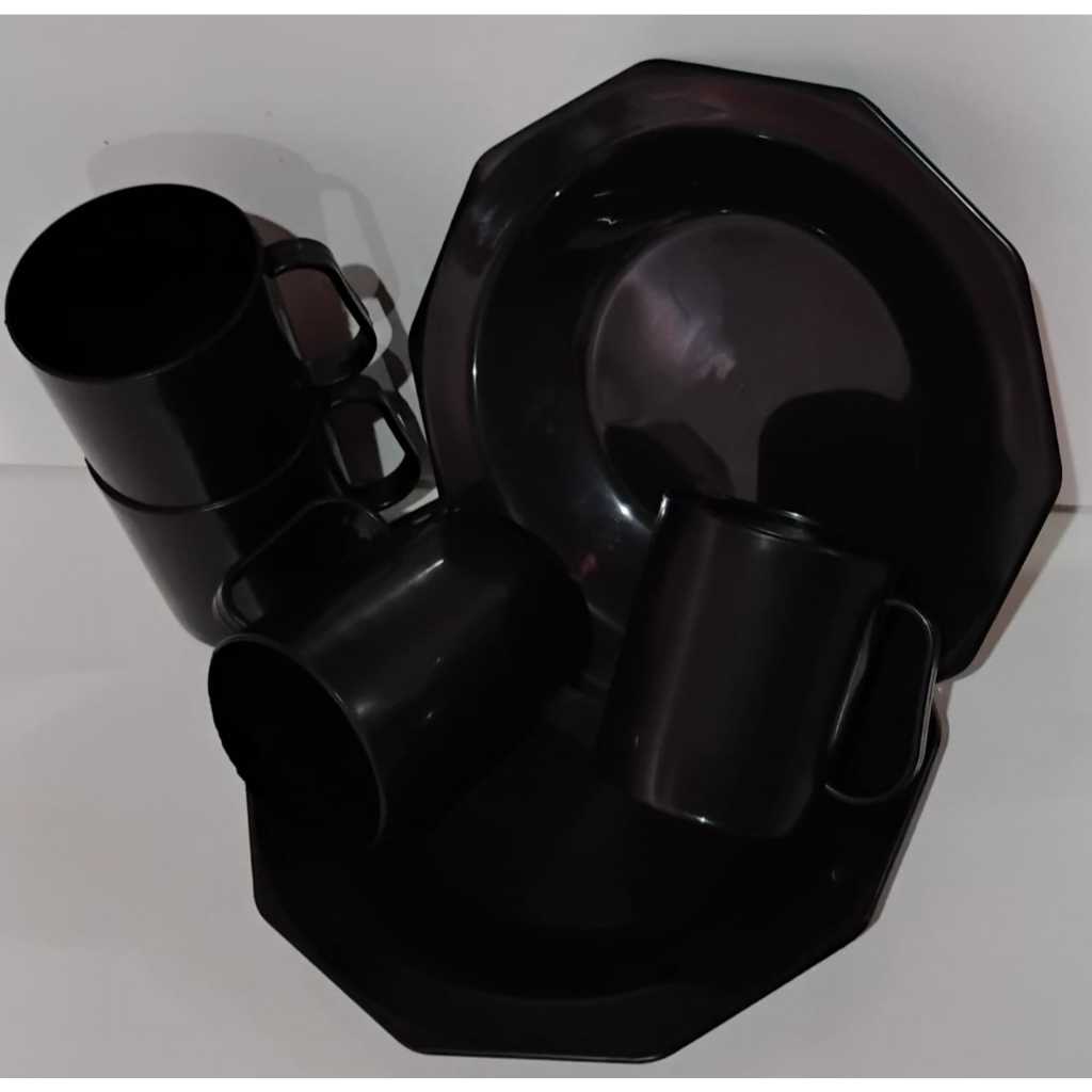 Prato Fundo 10Lados + Caneca 350ml Preto Plástico Resistente e Duravel. Escola/Festa/Eventos