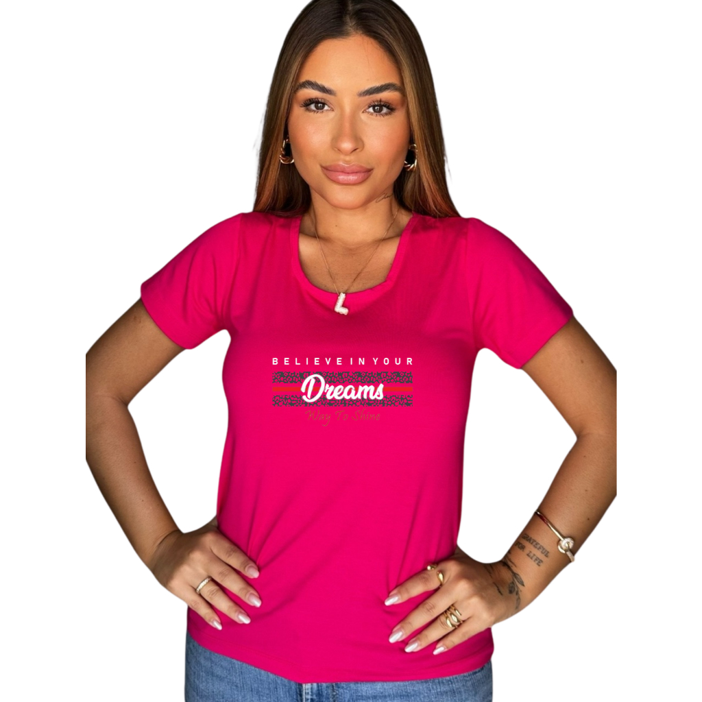 Blusa Feminina Estampada Believe in Your Dreams manga curta – Conforto e Inspiração Para o Seu Dia!