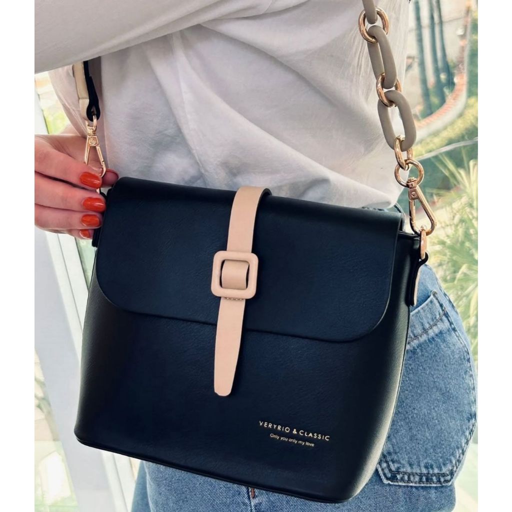 Bolsa Feminina Veryrio Tiracolo Alça com Detalhe Corrente Moderna Couro de Luxo