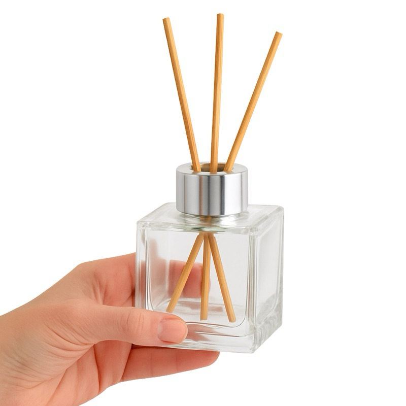 Kit 2 Frascos de Vidro Cubo 100ml Com Tampa Luxuosa e Varetas Presente