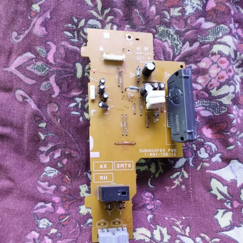 placa com ci sub woofer som Sony hcd-gtr88 cód 1-881-136-12
