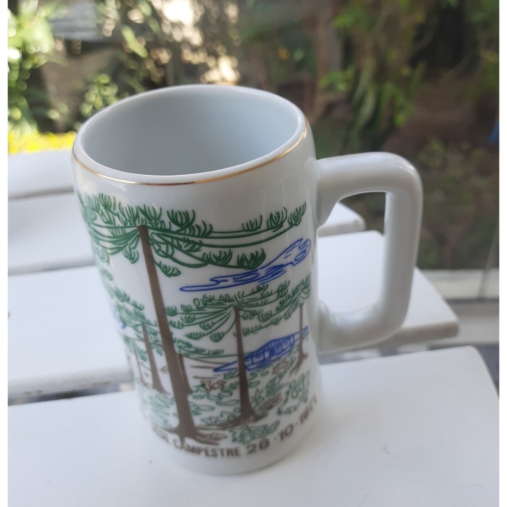 Caneca de Chopp em porcelana antiga Steatita ( Real) anos 70, 500ml