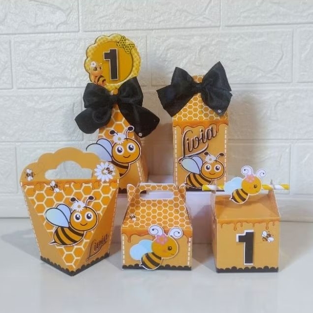 kit clássico de caixinhas personalizada para lembrancinhas de festas de aniversário, tema abelhinha, leia a descrição.