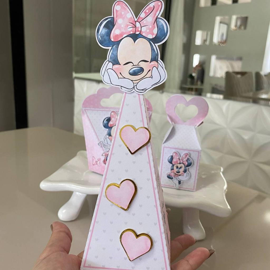 KIT LEMBRANCINHA MINNIE ROSA AQUARELA PERSONALIZADA COM APLIQUE PEGUE E MONTE-LEMBRANCINHA FESTA INFANTIL MINIIE