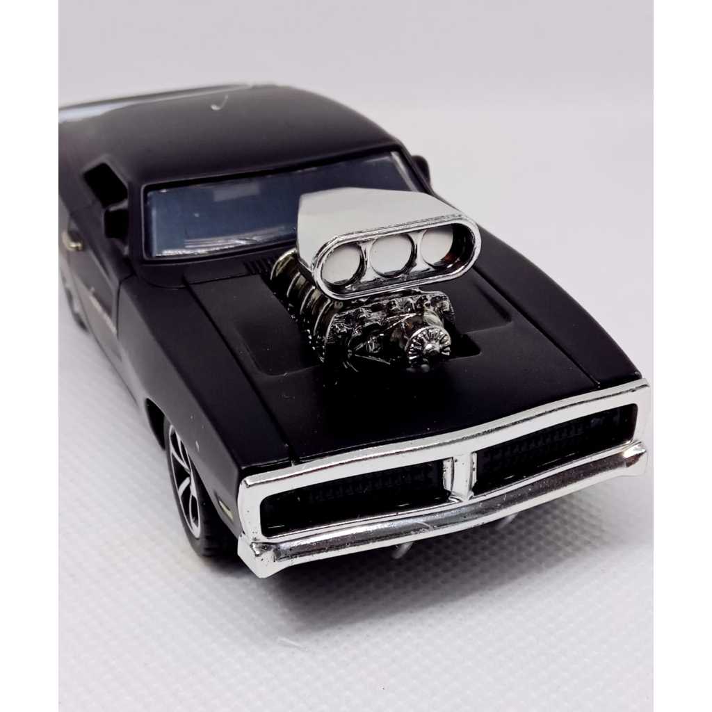 Miniatura Dodge Charger velozes e Furiosos 1:32 metal Diecast colecionável