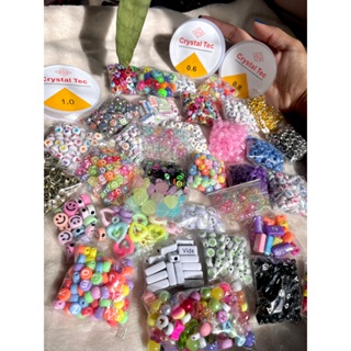 Kit Completo para Pulseiras – 1000 Miçangas Mix Coloridas + Fio de Silicone 10 Metros em Oferta na Shopee