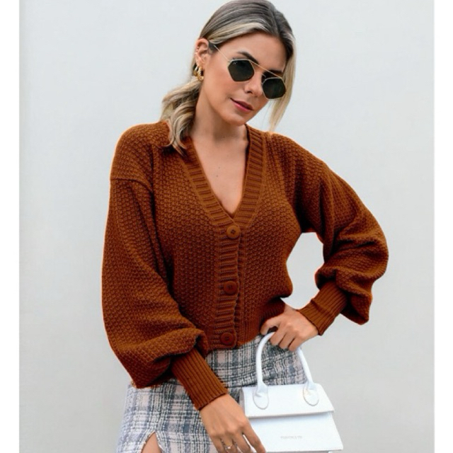 Casaco Cardigan Curto Tricot Botão Manga Bufante Cor única