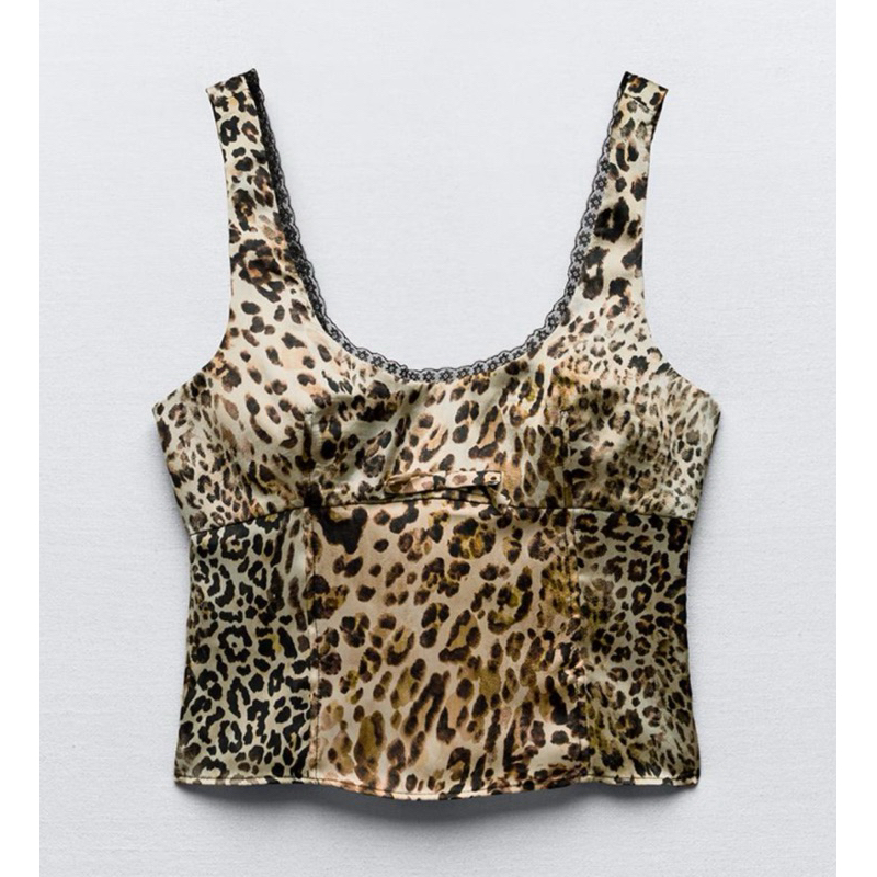Blusa acetinada
