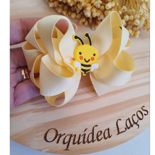 laço de cabelo ,menina, lacinho de abelhinha ,acessório de menina meia seda ,cabelo. em Oferta na Shopee
