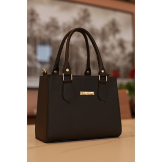 Bolsa Feminina Pequena de Mão Estruturada Preta Elegante - Lavie Uselabelle | Casual e Sofisticada em Oferta na Shopee