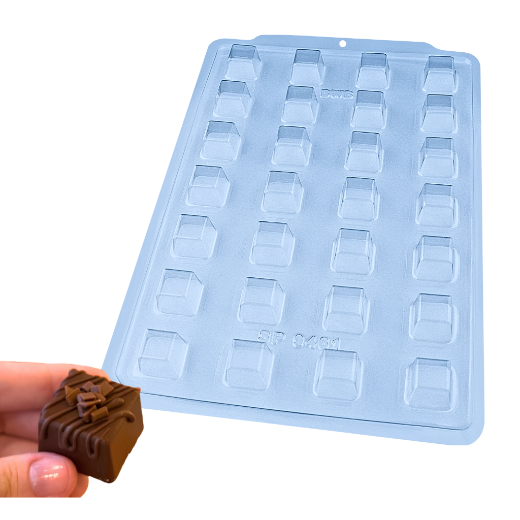 Forma Simples p/ Chocolate Bombom Quadrado Médio Cod. 3593 Semiprofissional Bwb em Oferta na Shopee
