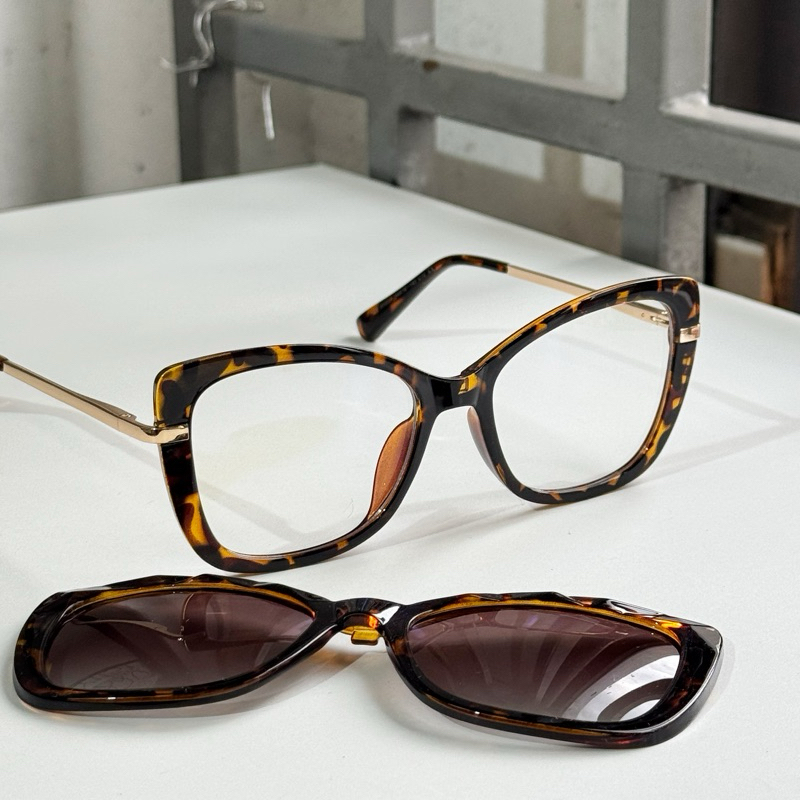 Armação De Óculos Clipon 2 EM 1 Feminino MODA lente polarizada 95857 em Oferta na Shopee