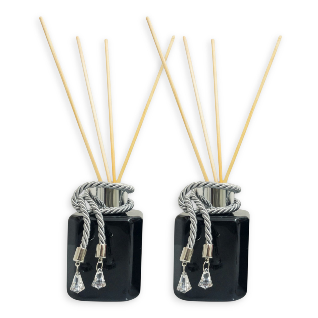 Kit 2 Frascos Pet Difusor Aromatizador Ambiente Casa Escritório Lavabo Plástico Preto 200ml Com Prata em Oferta na Shopee