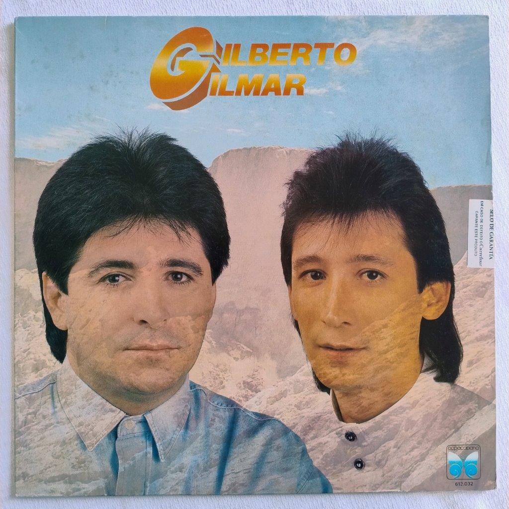 2 LPs: Gilberto & Gilmar - 1990/Paixão + Sabadão Sertanejo - Leandro E Leonardo; Gian E Giovani; Sul