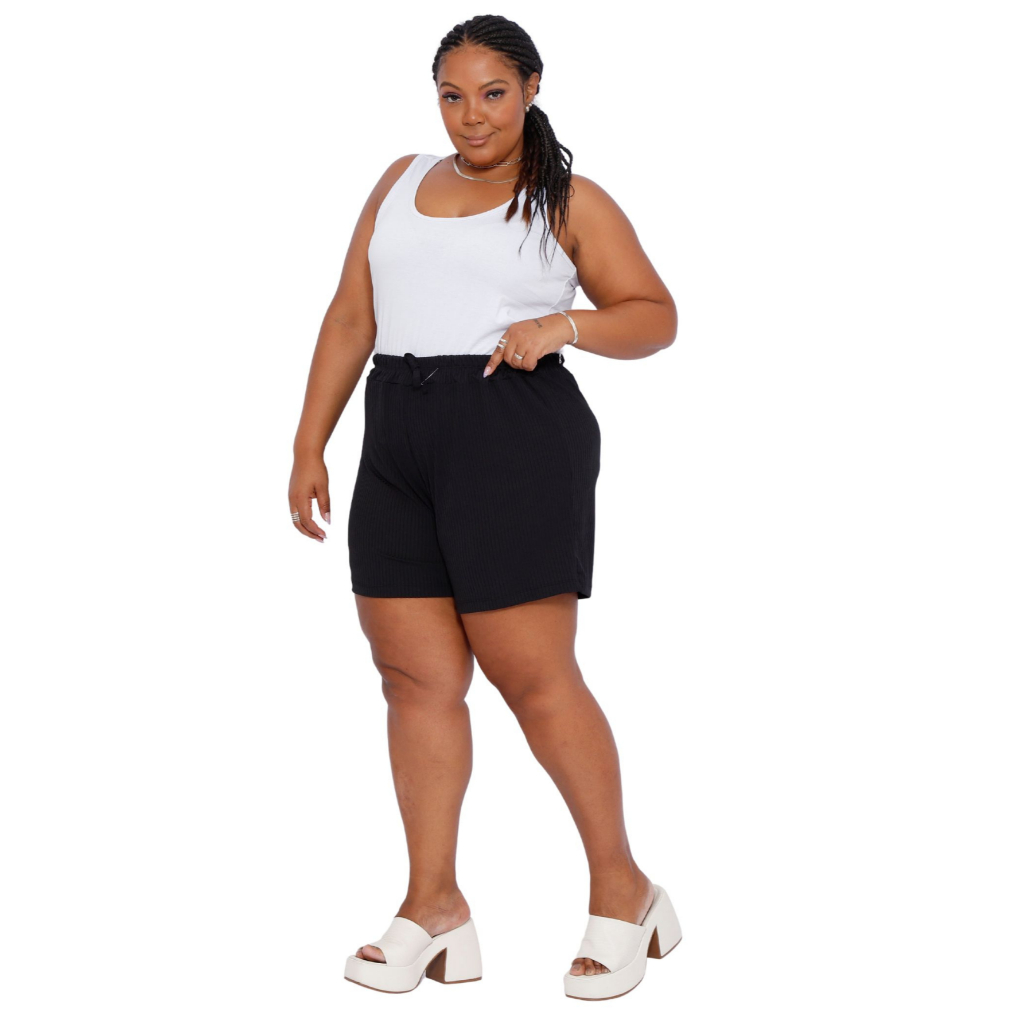 Short Feminino Plus Size Canelado com Elástico na Cintura — imagem 2 de 2