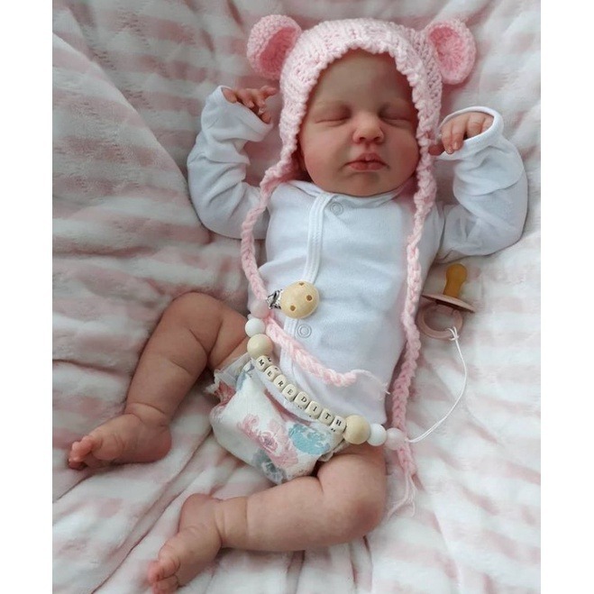 Bebe Reborn Boneca com Pintura Realista Silicone Lara Enxoval Completo