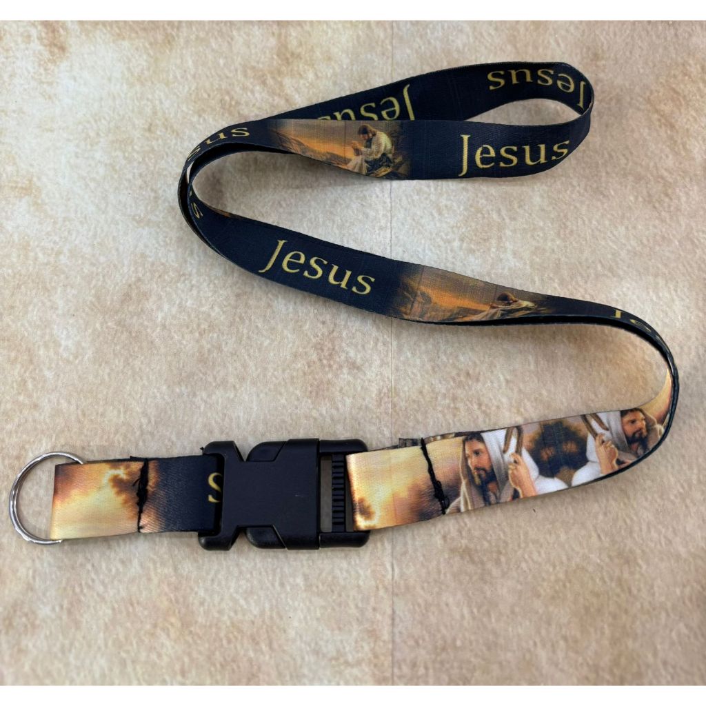 Chaveiro Jesus cordão em tecido para chave, crachá em Oferta na Shopee