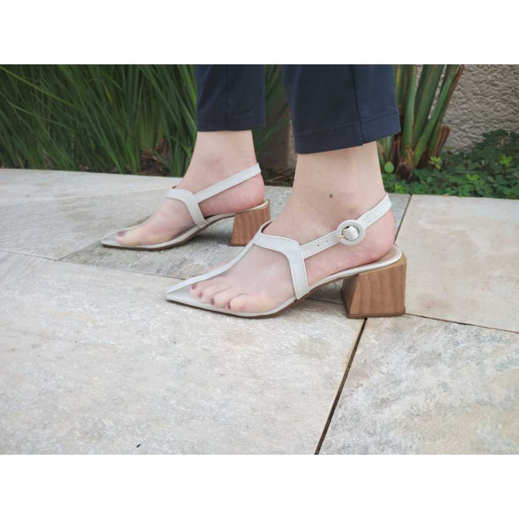 Slingback Feminina Tela Off White com Salto Bloco Madeira 5,5 cm  Moderna e Atemporal  Numeração 34 ao 39 em Oferta na Shopee