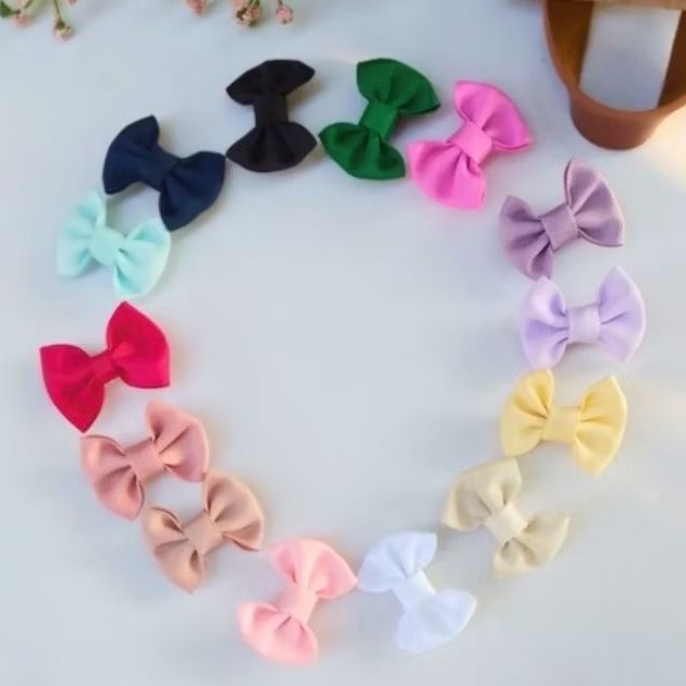 kit 10 mini laço cabelo bebê RN ( presilha encapada com borrachinha antideslizante ) L001