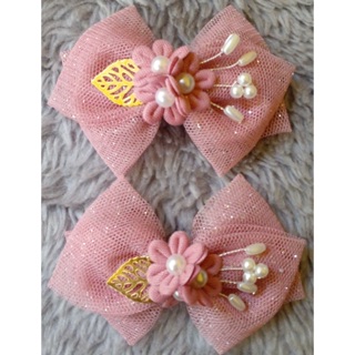 Par de laços no bico de pato jardim encantado com  flores na cor rosa seco. em Oferta na Shopee