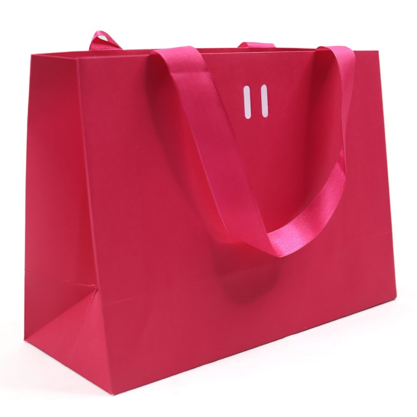 SACOLA PAPEL 180g - P 18X25X10CM 50 UNIDADES em Oferta na Shopee