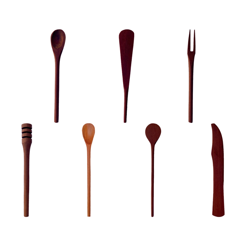 Kit 7 Utensílios Pequenos de Cozinha em Madeira Maciça Artesanal - 4 Colheres ,1 Garfo e 2 Espátula