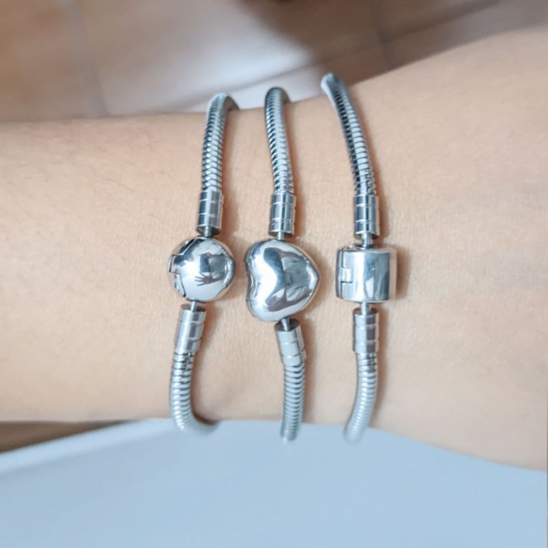 Pulseira Berloque Moda Tendência Maleável Aço Legítimo Garantia Prateada Antialérgica Não Escurece