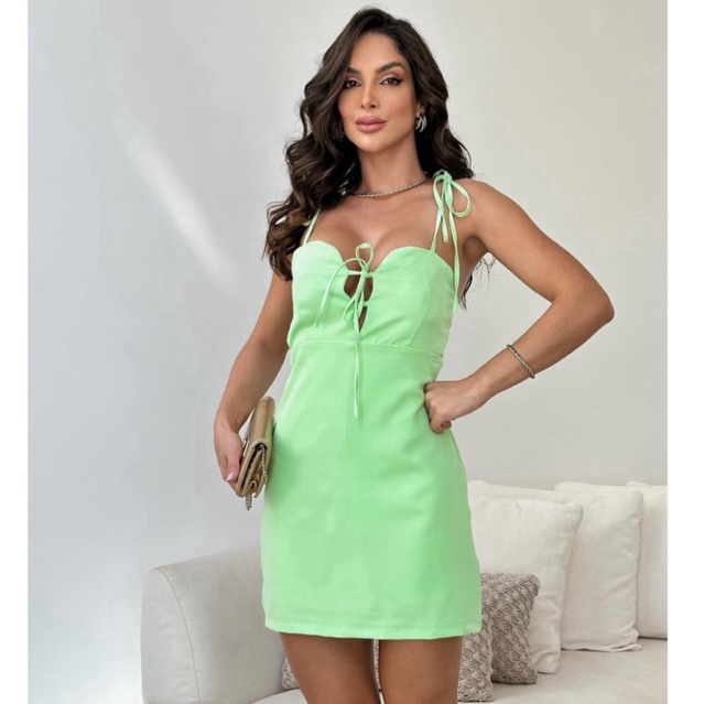 Vestido Macaquinho Alfaiataria Premium Elegante Alcinha Amarração com Decote nas Costa Tendência