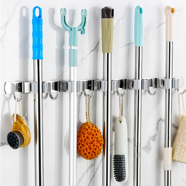 Suporte de Parede em Inox para Vassouras e Mops – 7 ou 9 Ganchos