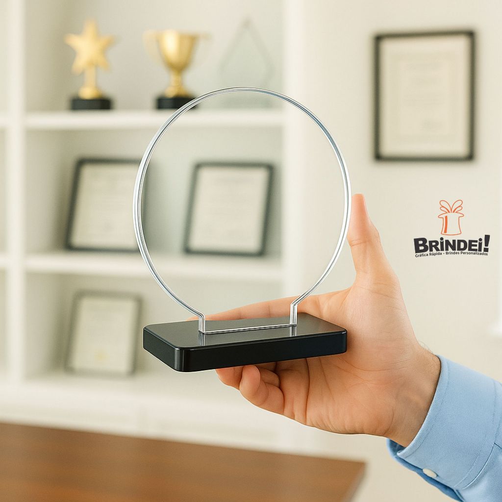 Troféu Mini Redondo 8cm Acrílico Cristal 2mm C/base Preta Kit 5 - 10 - 15 Unidades em Oferta na Shopee