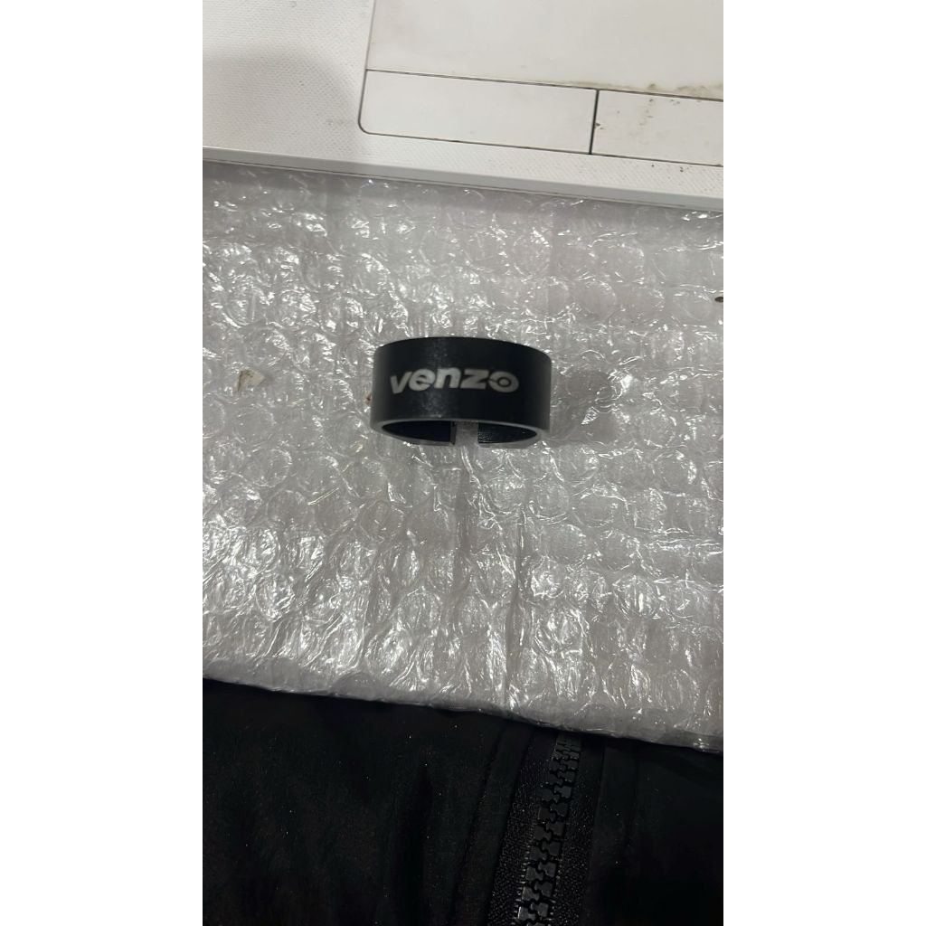 Abraçadeira Do Canote Selim 34.9 Mm Parafuso Preta Venzo