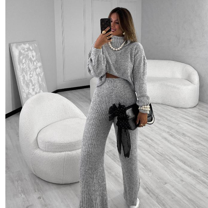 Conjunto Feminino Inverno Mousse Calça e Blusa Gola Alta Tricot