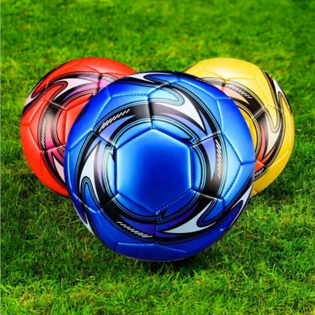 Bola De Futebol Para Campo Tamanho 5 PVC Cores Sortidas | Alta Qualidade e Resistência