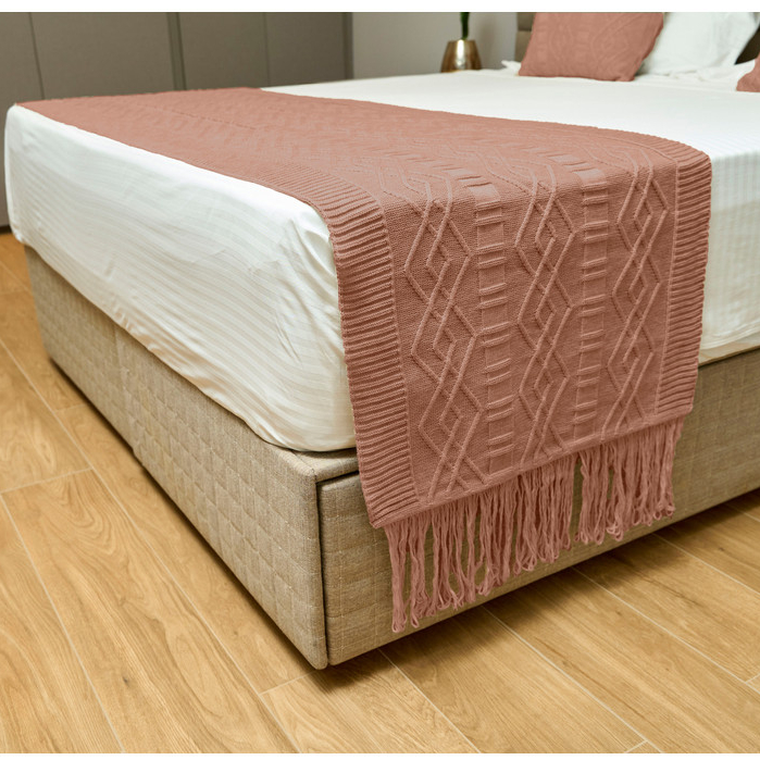 Peseira Tricô Trama Trabalhada com Franjas 230x60cm Para Cama ou Sofá - 40005