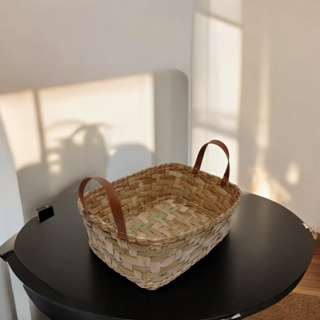 Cesta Oval de Palha de Taboa com Alça de Couro M em Oferta na Shopee