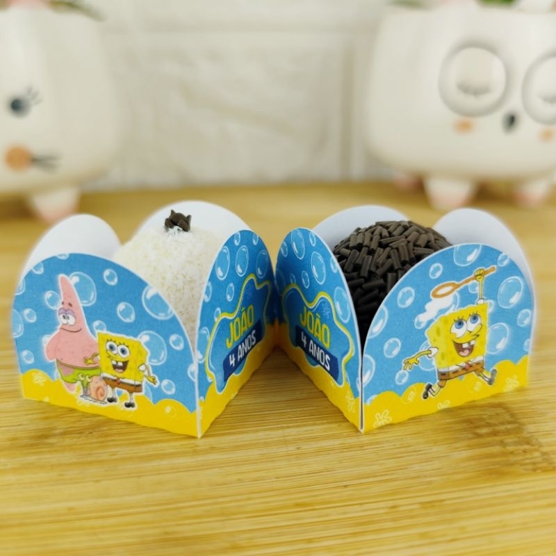 Kit Forminhas de Doce Brigadeiro Personalizadas Bob Esponja | 4 pétalas | Festa de Aniversário | Lembrancinhas|Decoração