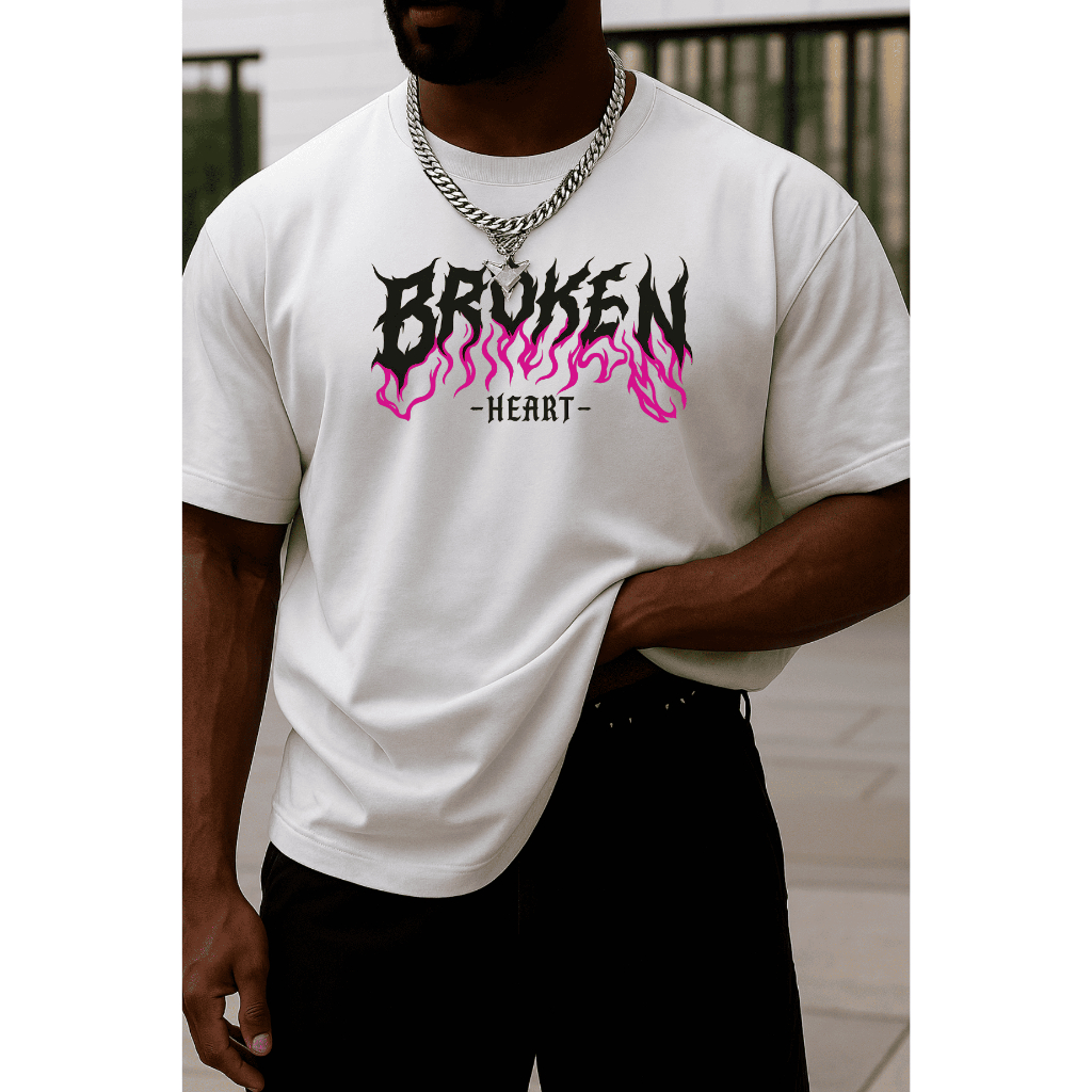 Camiseta "Broken Heart" com Chamas100% Algodão Premium - Estilo Streetwear (Branca e Preta)