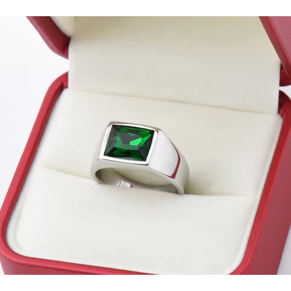 Anel Pedra Verde Folheado a Prata formatura vitage com caixinha em Oferta na Shopee