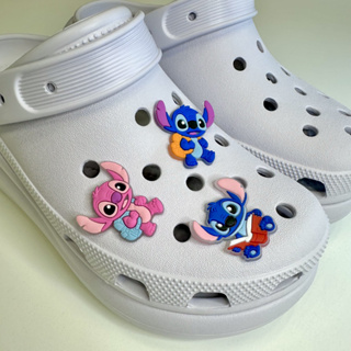 Kit de Pins Personagens Temas Diversos para Enfeitar Calçados em Oferta na Shopee