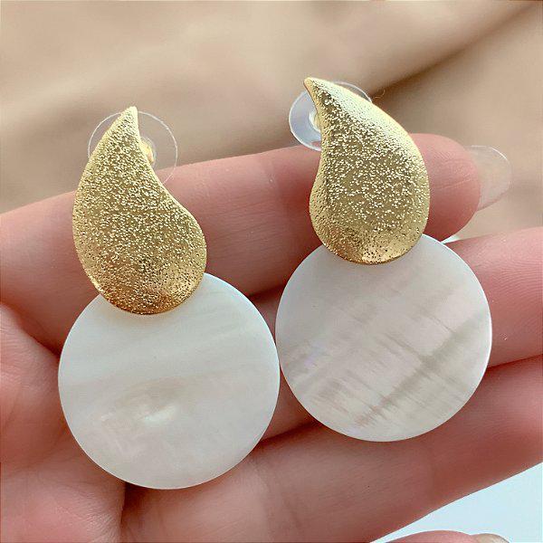 Brinco Gota Dourado Grande: Onde Comprar | BuscaProdutos