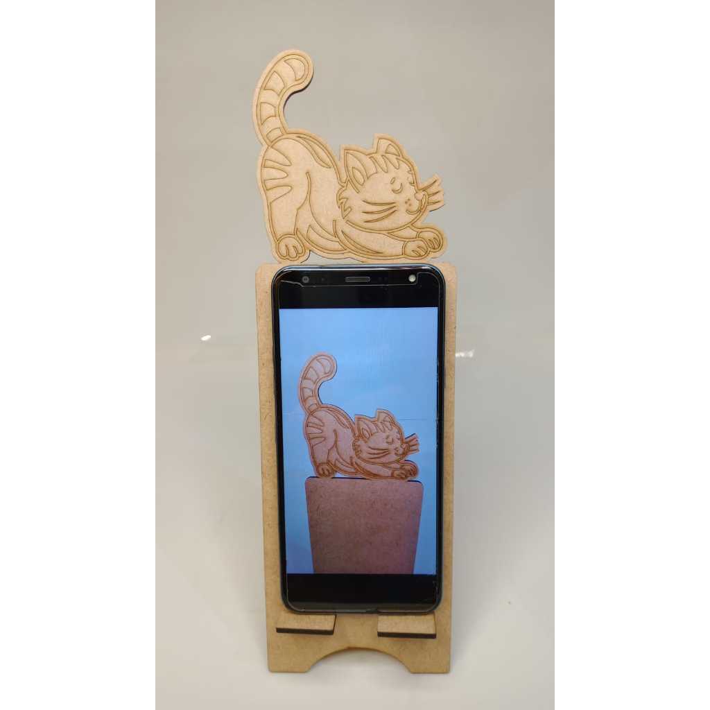 suporte de celular smartphone de mesa modelo gato em mdf 3mm cru cortado e gravado a laser