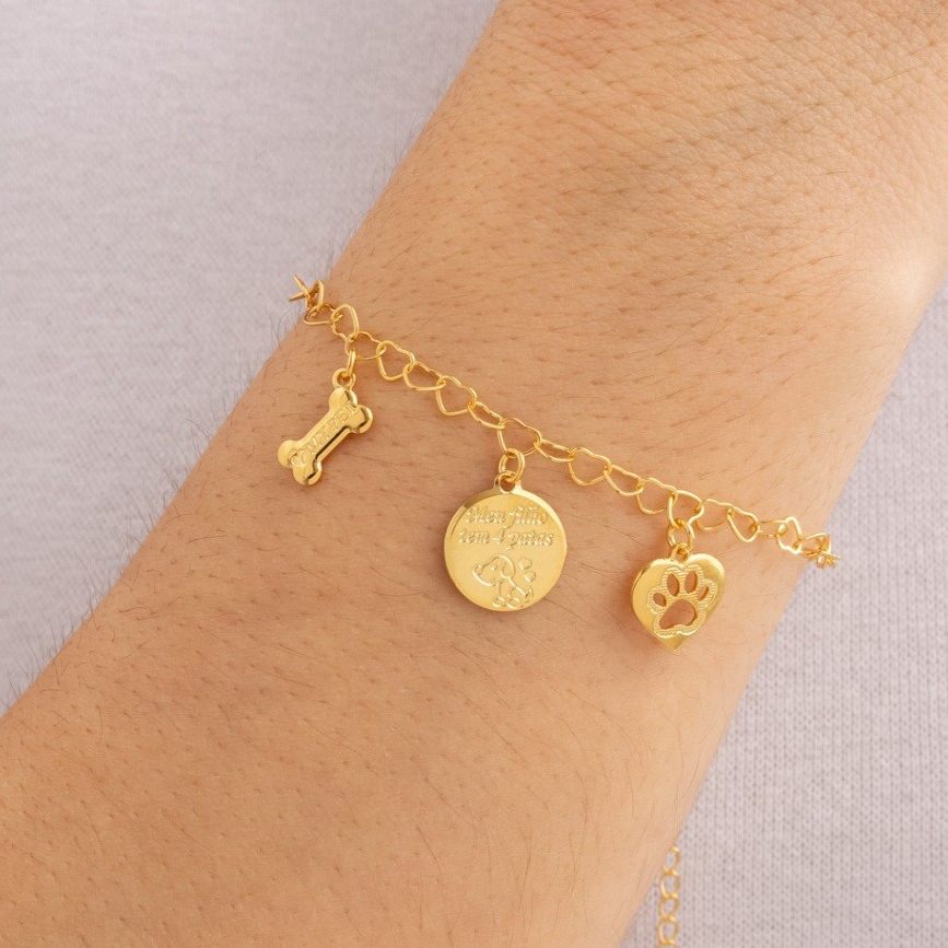 Pulseira Mãe de Pet com Elos de Coração, Pingentes de Osso, Pata e Cão, Folheada a Ouro 18k