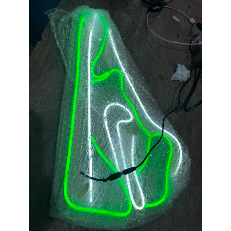 Neon led personalizado. medida 80cm — imagem 2 de 2