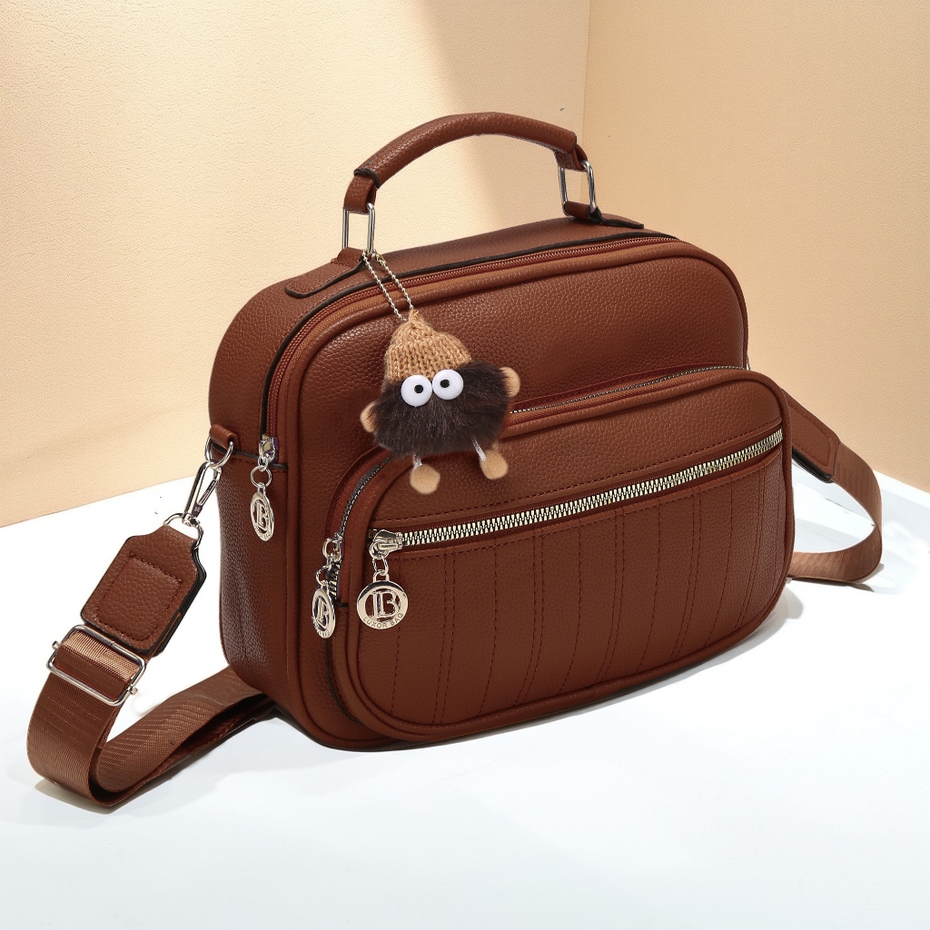 Bolsa Feminina Alça De Gorssa Transversal  com Pompom LA299