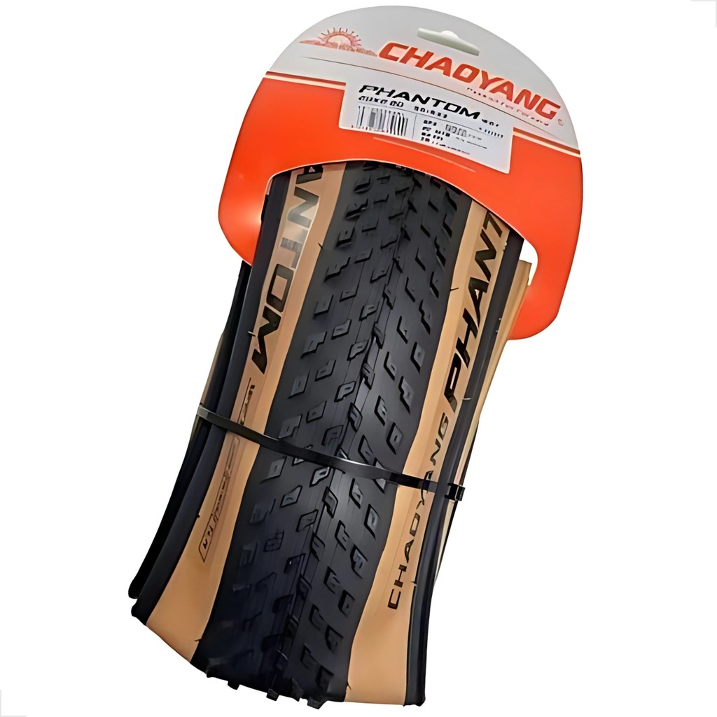 Pneu Chaoyang Phantom Wet 29x2.20 2c Tubeless Kevlar Sem Arame Preto c/ Bege MTB