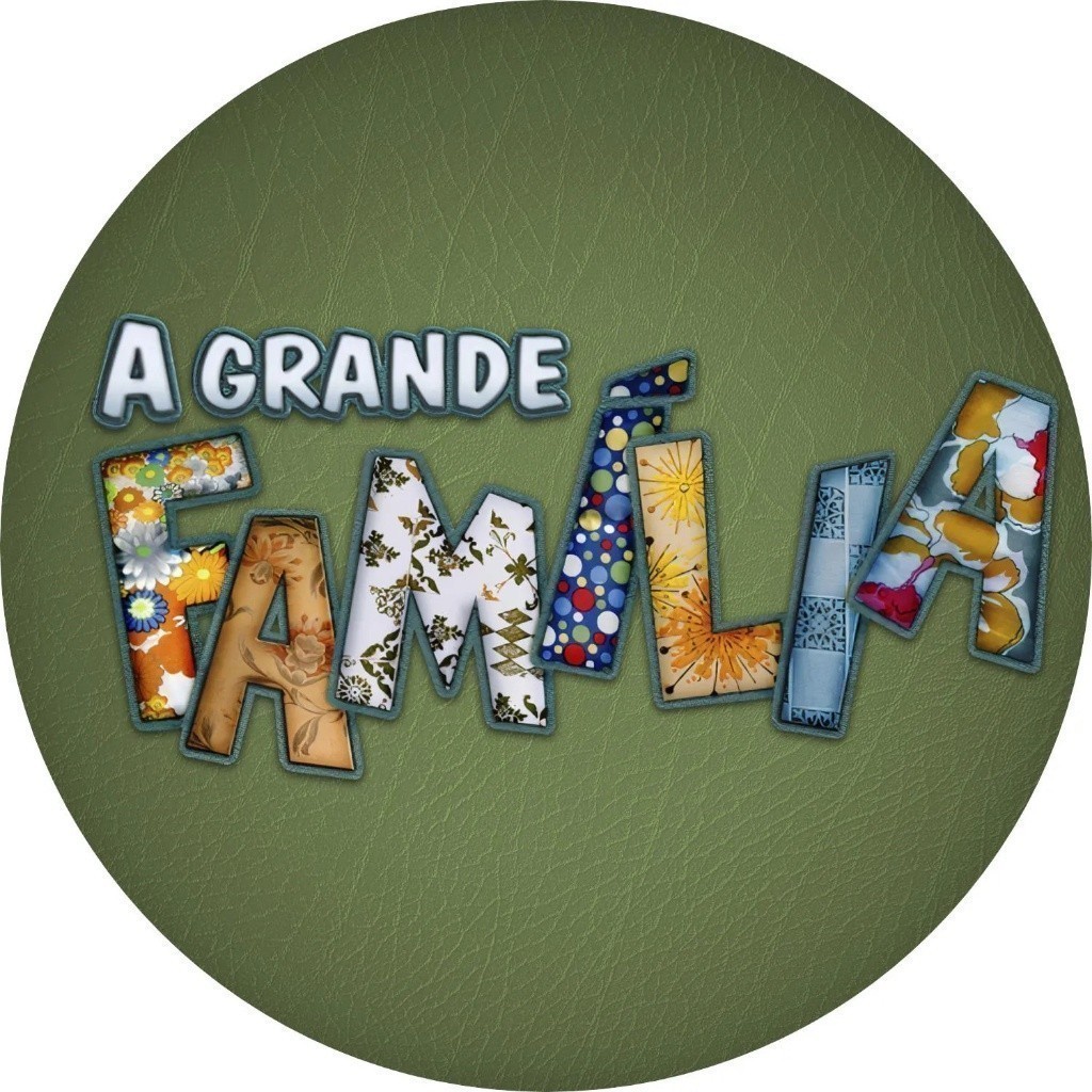 Capa Painel Redondo 1,50x1,50 Sublimado Helanca Premium Tema ''A Grande Família''
