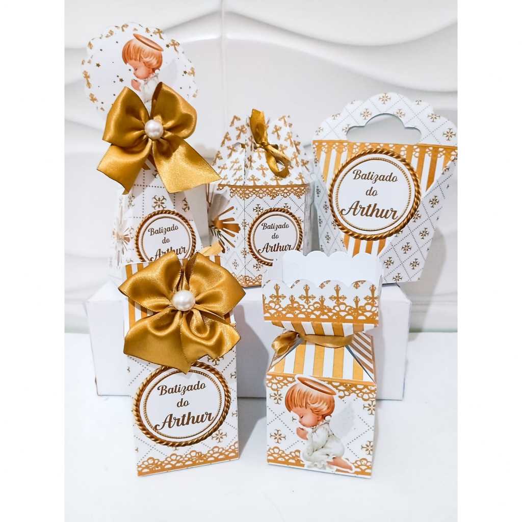KIT CAIXA FESTA PERSONALIZADA BATIZADO BRANCO E DOURADO MENINO 3.0 ANJINHO LOIRO/ LEMBRANCINHAS /CAIXINHAS PARA FESTA
