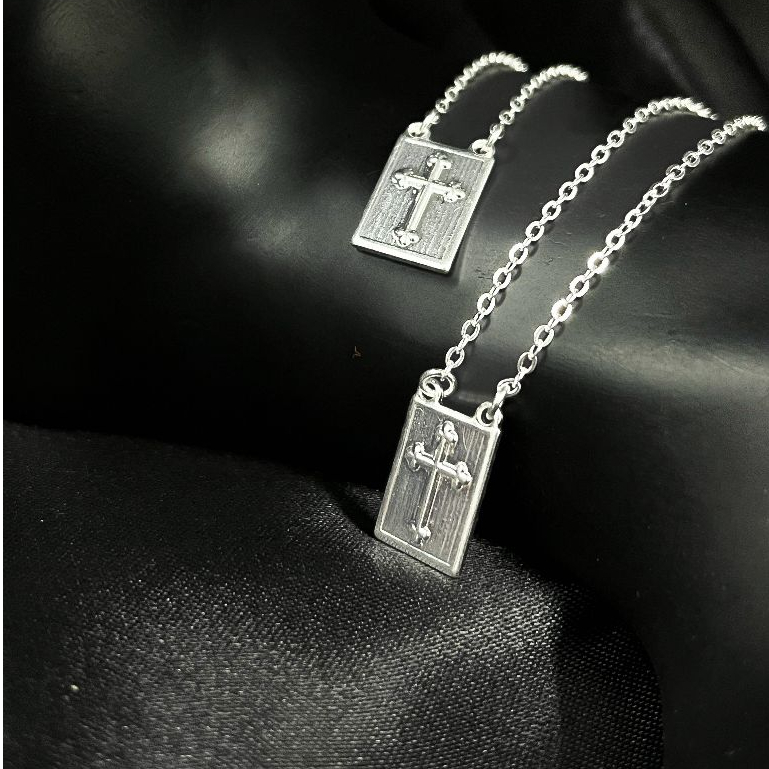 Escapulário Correntinha Cruz Masculina Banhado A Prata 925 e Ouro 18k