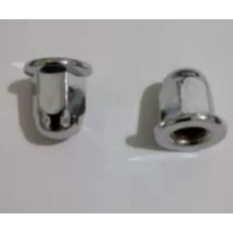 par de porcas cegas do escapamento Titan Fan Falcon Twister tornado CB 300 bross biz cromado