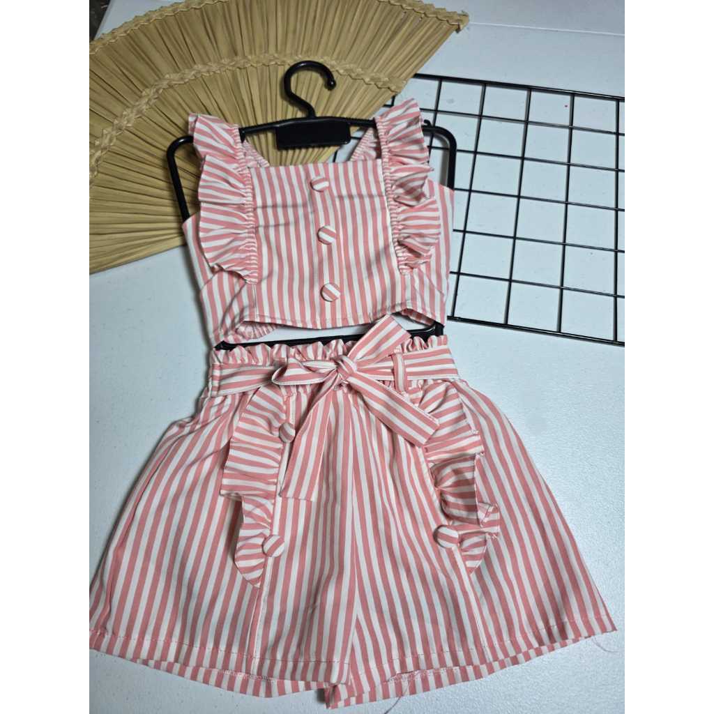Flor de Lis - Conjunto Infantil Cropped Listrado e Short com Laço Menina | Moda Verão Confortável